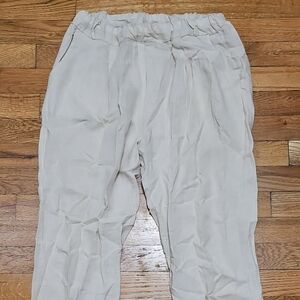 Women's Cream Ankle Pants